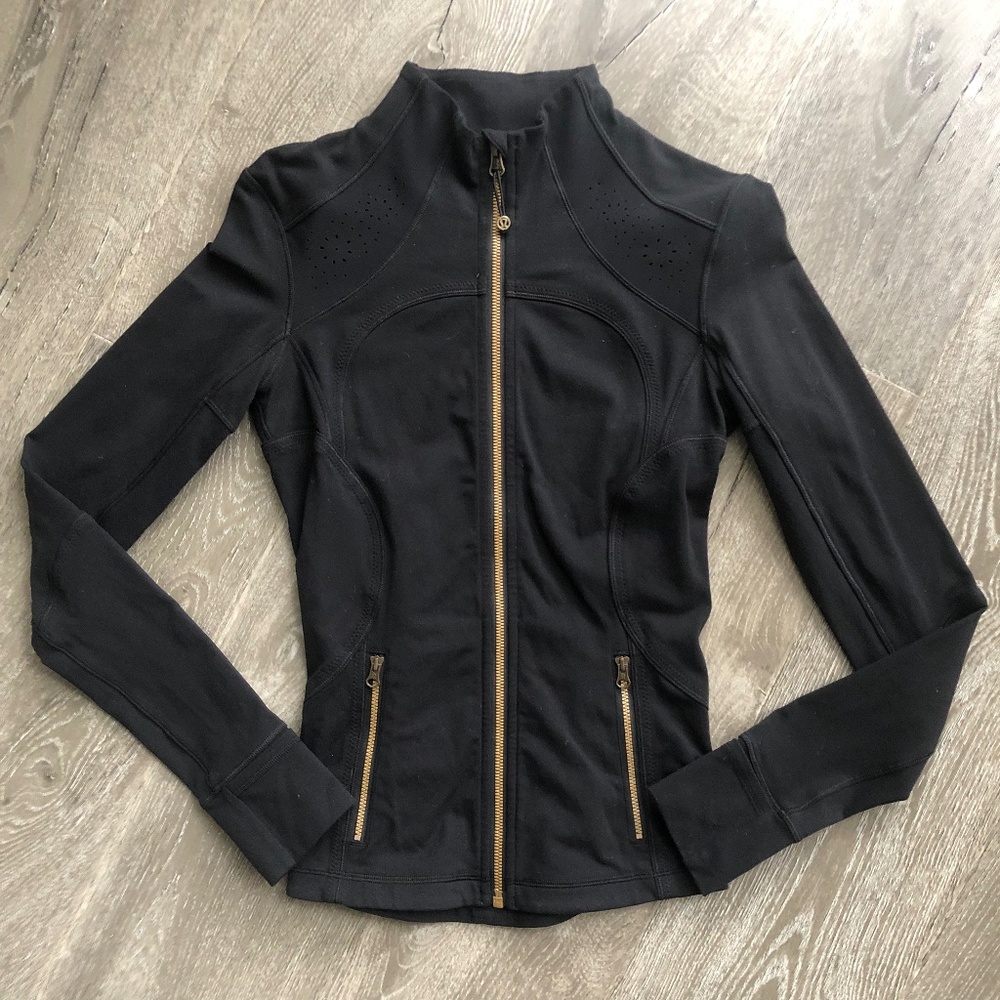 Lululemon Forme Jacket - Picture 11 of 14